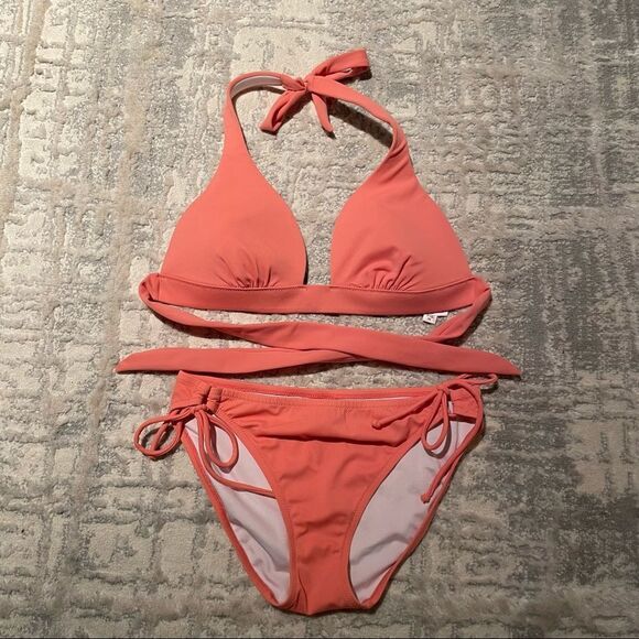 🚨 3 for $25 - VICTORIA’S Secret Coral Bikini - Picture 1 of 13